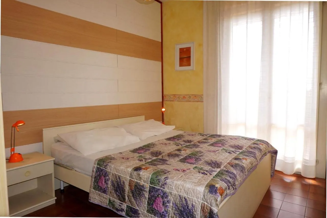 Cozy 1 Bedroom Apartment With Shared Pool And Lift Porto Santa Margherita di Caorle