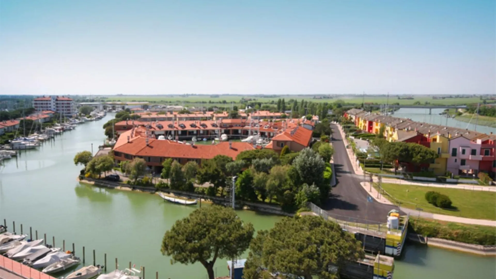 Cozy 1 Bedroom Apartment With Shared Pool And Lift Porto Santa Margherita di Caorle Italy